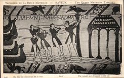 CPA Bayeux Tapisserie of the Queen Mathilde One draws the vessels from the sea