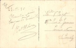 CPA Trouville Queen of the beaches a corner of the quays Boats of sin