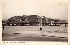 CPA Trouville Deaville Train station