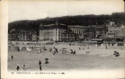 CPA Trouville hotels and the beach