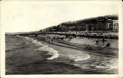 CPA Trouville the queen of the beaches the beach has high tide