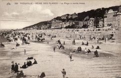 CPA Trouville the beach has low tide