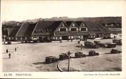 CPA Trouville Train station of Trouville Deauville