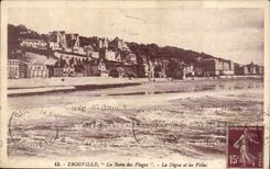 CPA Trouville the queen of the beaches the dam and villas