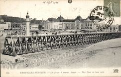 CPA Trouville the pier has low tide