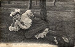 CPA Sande von olonne Sablaise unter dem Kiefer-Folklore-Kostum