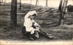 CPA Sande von olonne Sablaise unter dem Kiefer-Folklore-Kostum