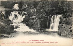 CPA Saint Ironwood close Revel Together of the cascades in the park