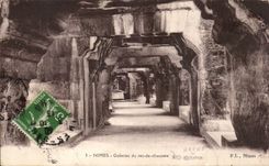 CPA Nimes Galeries von rez der Fahrbahn