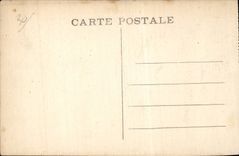 CPA Nimes Prachtstrasse Victor Hugo (an der Unterseite das grosse Theater und der Magne Aufsatz)