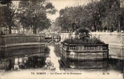 CPA Nimes der Kanal des Brunnens