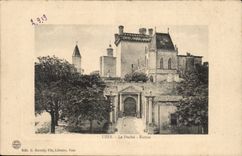 CPA Uzes the duchy Entrance