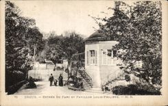 CPA Dreux Hereinkommen des Parks und des Hauses Louis Philippe