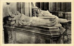 CPA Dreux Wolbung-St- Louisgrab des Herzogs der Nemours Landschaft