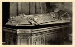 CPA Dreux Wolbung-St- Louisgrab der gnadiger Frau die Herzogin von Aumale durch lenoir