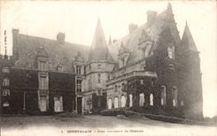 CPA Courtalain Innengericht des Schlosses