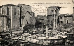 CPA St Gilles du Gard Musee des restes de l'eglise