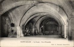 CPA St Gilles du Gard La crypte Vue d'ensemble