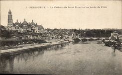 CPA Perigueux the cathedral Saint Face and edges of Isle