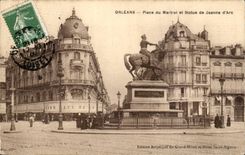CPA Orleans Places of Martroi and Statue of Jeanne of arc