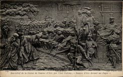 CPA Low Orleans relief of Statue of Jeanne of arc by Vital Dubray Jeanne of arc in front of her judges