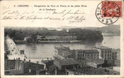 CPA Libourne View der Steinbrucke und der hubschen Banke des Dordogne