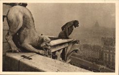 CPA Paris Eglise Notre Dame Detail de la facade sud