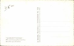 Valle de CPA del hueco el hueco con el puente de las pilas y de la presa Eguzon