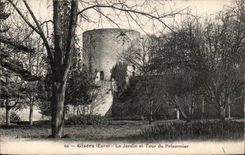 CPA Gisors Le jardin et la tour du prisonnier