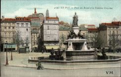 CPA Le Puy Place du Breuil et la fontaine Crozatier