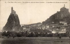 CPA Le Puy Vue generale prise de Saint Laurent L'aguilhe et le rocher de Corneille