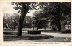 Toulouse - Entree du Grand Rond - Statue Clemence Isaure - CPA 
