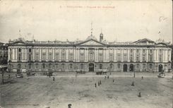 Toulouse - Facade du Capitole - CPA 