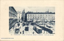 Toulouse - Place du Capitole pendant le Marche - CPA 