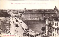 Toulouse - Vue Plongeante sur le Pont Neuf et l'Hotel Dieu - CPA 