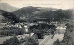 CPA Vizille View the castle and the park