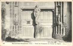 CPA Baume les Messieurs Detail des sculptures du portail de l'eglise