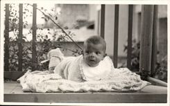 Bebe verdadero del nino del bebe del nino de la foto