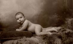 Bebe verdadero del nino de la foto