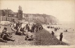 CPA Dieppe los acantilados el casino y la playa tiene alta marea