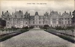 CPA Eu Le castle Seen of the park