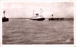 CPA Dieppe Entrance of the Trunk