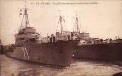 Le Havre - destructores franceses salientes de los lavabos - CPA
