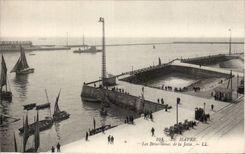 CPA Le Havre the breezes blades of the pier