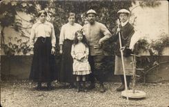 Real photo Militaria Soldier in family