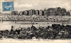 CPA Treport visto de las rocas tiene agua baja