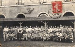 CPA Real photo Militaria Soldiers