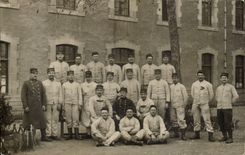 CPA Real photo Militaria Soldiers