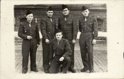 Real photo Militaria Soldiers