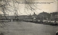 CPA Rouen Le bridge Boieldieu and the quay of Paris Seen from of the bridge Crow